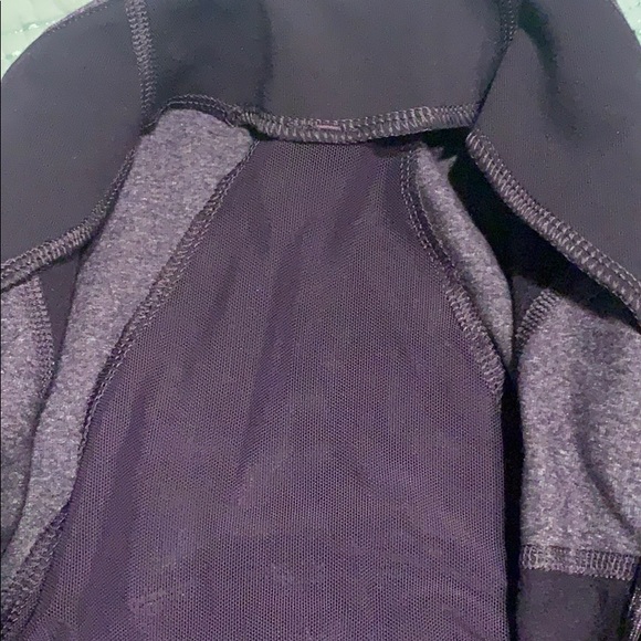 Lululemon jacket in black swan color size 6 EUC - Picture 4 of 7